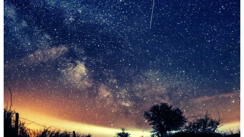 Meteorites Turn Spain and Portugal's Sky Blue: Video Goes Viral!