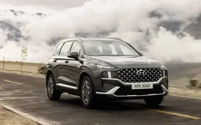 Get Rs10 lac cash discount on Hyundai Santa Fe hybrid SUV