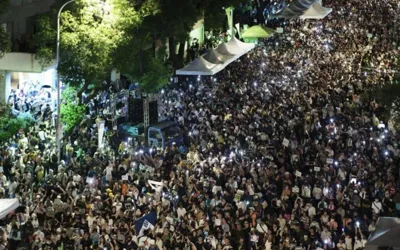 Thousands of resident’s protests outside Taiwan’s parliament