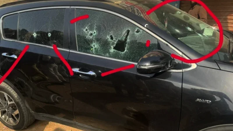 Two brothers killed, two injured in firing incident in Karachi