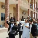 Police register FIR against PTI lawyers over assault on Khawar Maneka