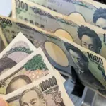 Japanese yen falls to lowest level since 1986 against U.S. dollar