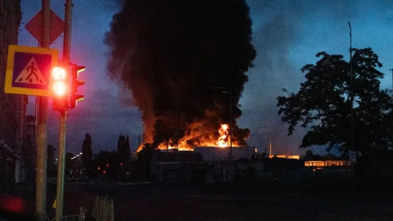 Russian drone and missile strike hits Kyiv overnight, leaves casualties