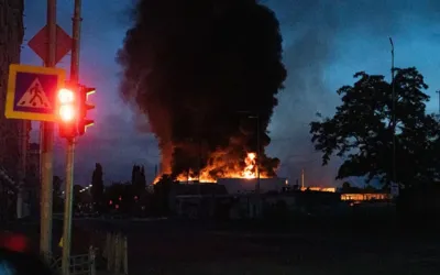 Russian drone and missile strike hits Kyiv overnight, leaves casualties