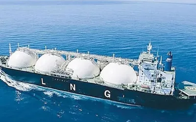 Pakistan raises RLNG prices by 15% due to emergency imports