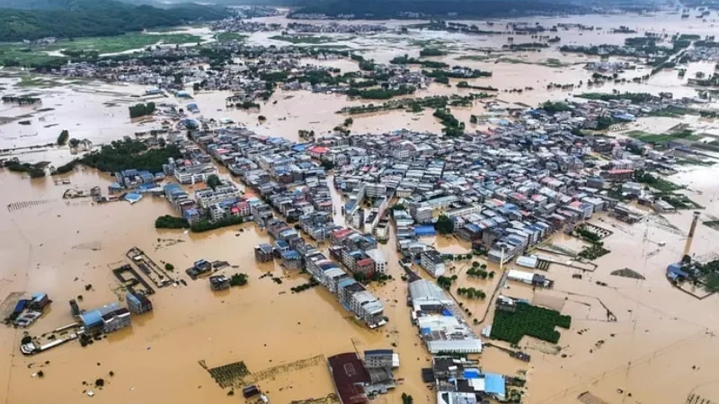 15 killed, several missing after storms and landslides hit China