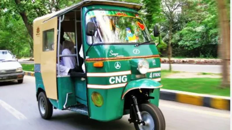New rule announced for rickshaws in Karachi
