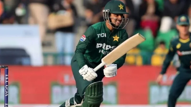Pakistan defeats Australia