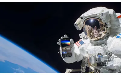 NASA to allow astronauts to take smartphones into space for first time