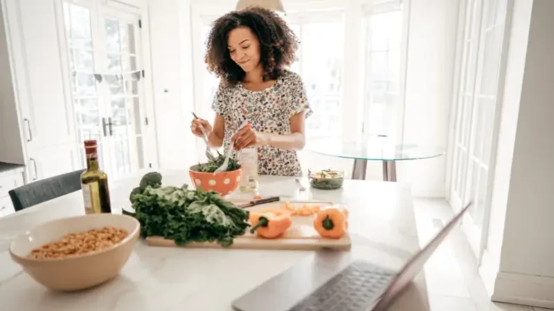 Seasonal lifestyle tips for health and wellness