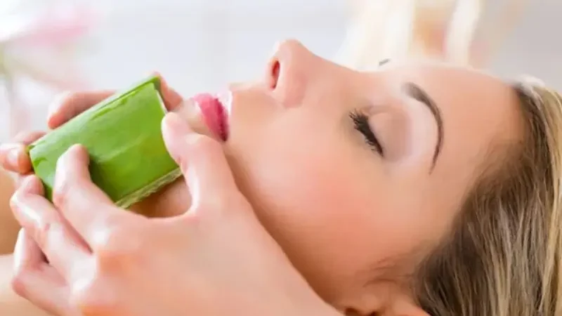 Here's how to use Aloe Vera for acne