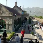 Pakistan Railways introduce modernized Safari Train