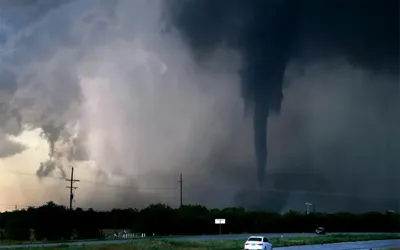 Tornado hits city in Oklahoma amid severe weather outbreak