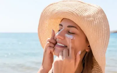 5 simple skincare tips to protect your skin this summer