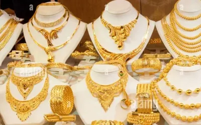 Gold price per tola falls in Pakistan amid global sell-off