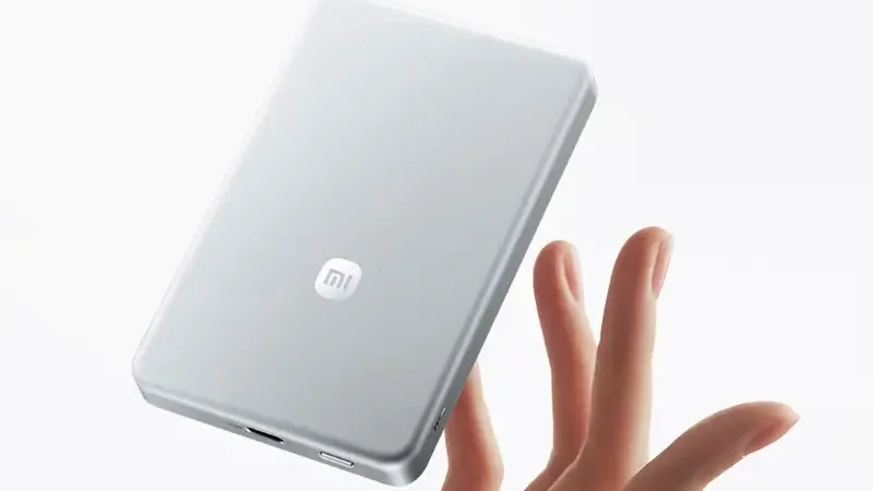 Xiaomi introduces ultra thin 10,000mAh magnetic power bank