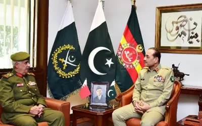 Field Marshal Asim Munir Meets Bahrain Guard Chief, Strengthens Defence Ties