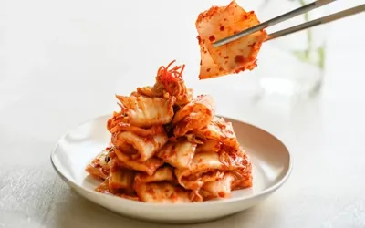 Did you know, eating ‘Kimchi’ every day can strengthen your immune system? Here’s how