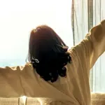Do You Wake Up Minutes Before Your Alarm? Here’s Why