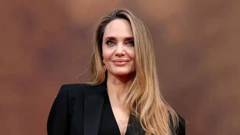 Angelina Jolie