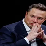 Elon Musk Becomes First Person Worth $700 Billion