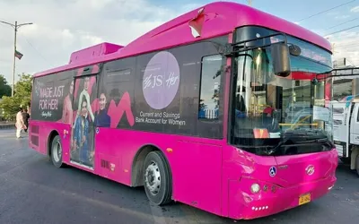 Another Pink Bus Service Route Introduced for Karachi