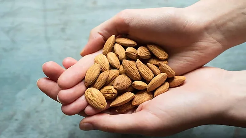 Almonds can reduce bad cholesterol