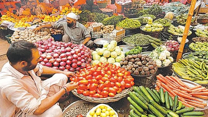 Inflation crosses 4% mark as food and fuel prices rise