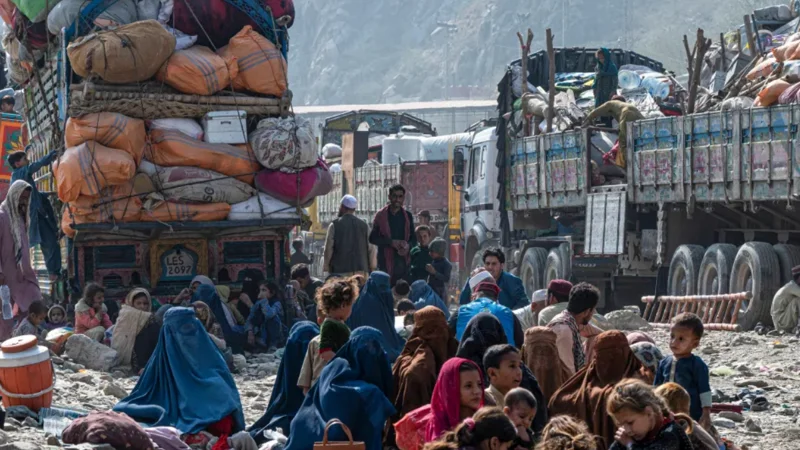 UN appeals Pakistan to halt refugee deportations after deadly earthquake in Afghanistan