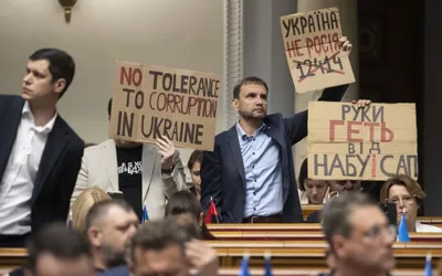 Ukraine adopts new anti-corruption law as protests force Zelensky to retreat