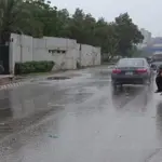Rainy morning brings pleasant weather for Karachiites