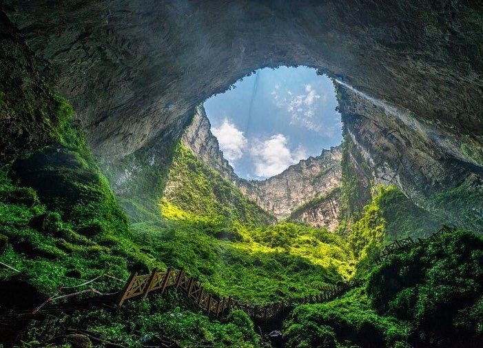 China: Forest Discovery Amazing Giant Sinkhole 630 Feet (192 Meters)