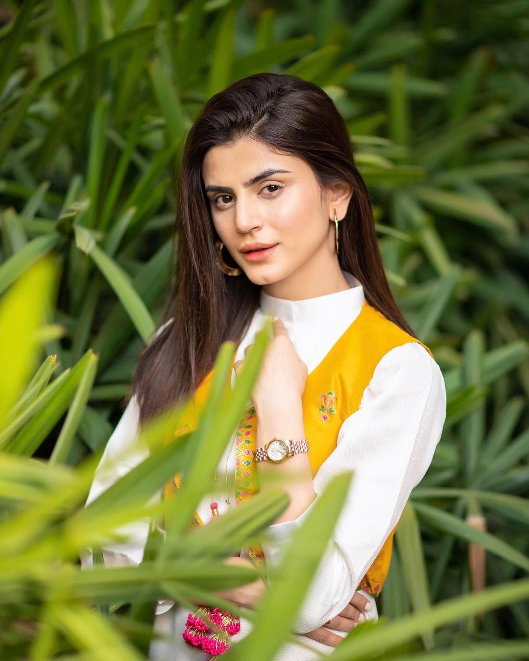 Zubab Rana looks adorable in her new dreamy photoshoot - BOL News