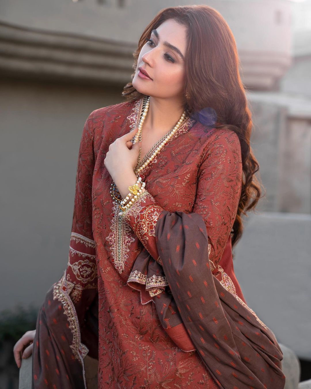 Durefishan Saleem flaunts her elegant looks in beautiful attire