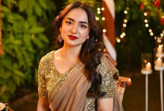 Yumna Zaidi’s Gorgeous Saree Look in Drama Tere Bin