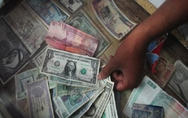 US dollar rate in Pakistan on April 19 down by Re0.13 to Rs278.30