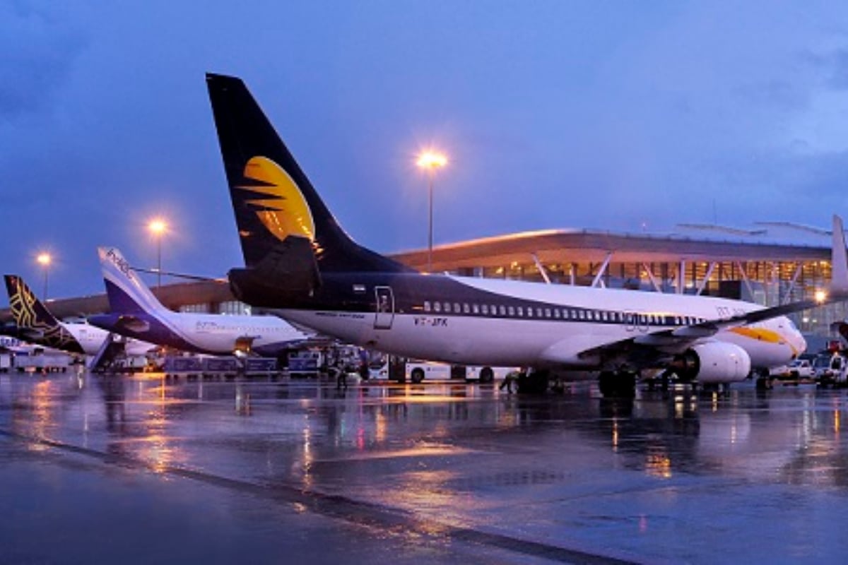 Bengaluru rains causes Chaos, 20 flights delayed, 4 diverted